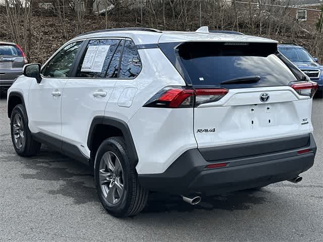 2024 Toyota RAV4 XLE 29
