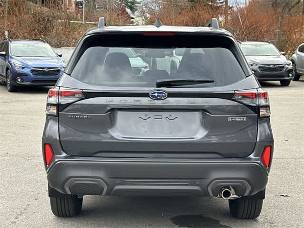 New 2025 Subaru Forester Hybrid Limited SUV