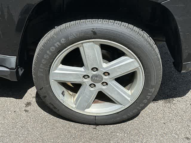 Thumbnail: 2011 Jeep Compass - 5