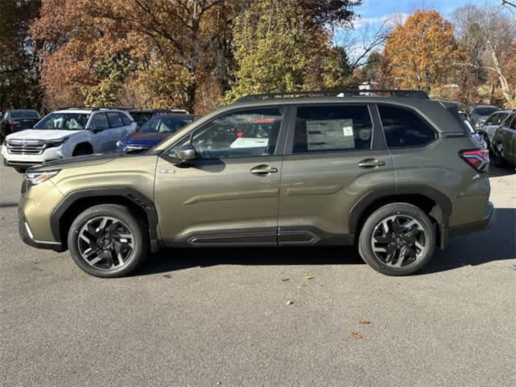 New 2025 Subaru Forester Hybrid Limited SUV