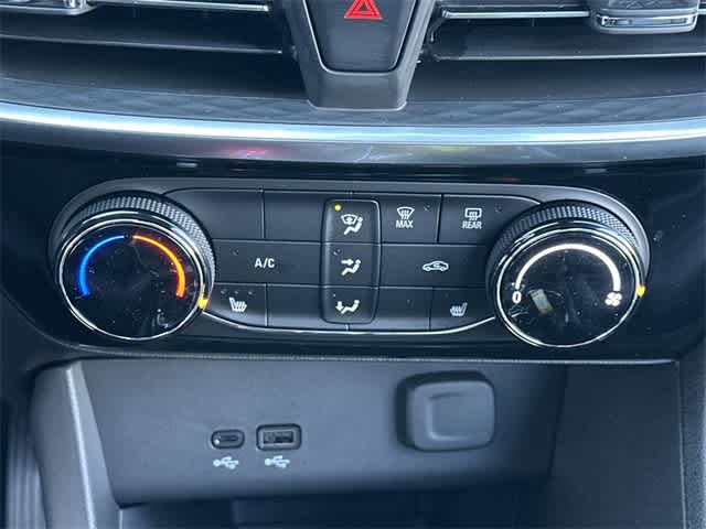 Thumbnail: 2024 Buick Encore GX - 14