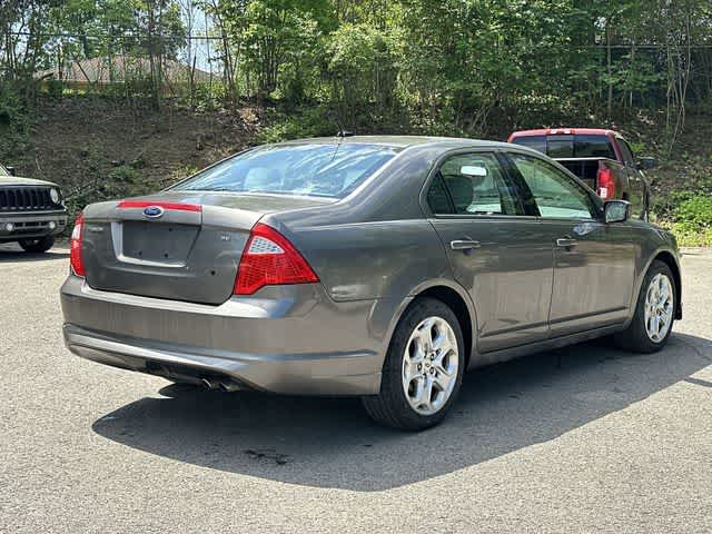 Thumbnail: 2011 Ford Fusion - 19