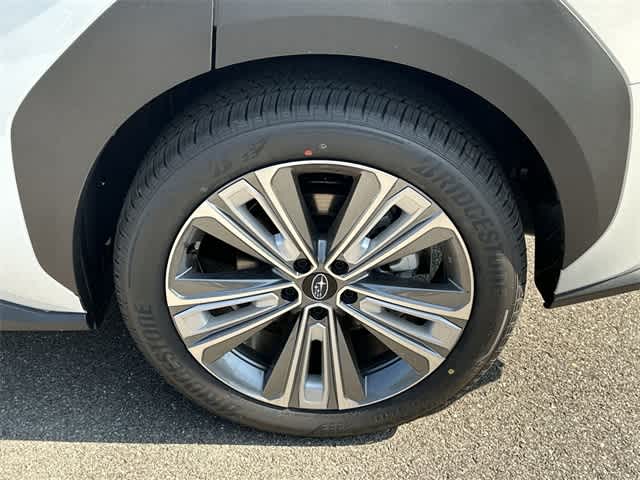2025 Subaru Solterra Limited 5