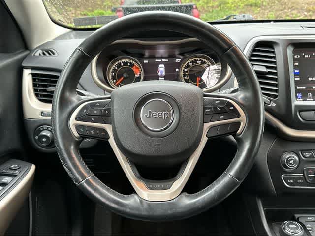 Thumbnail: 2018 Jeep Cherokee - 7
