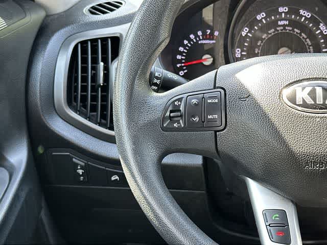 Thumbnail: 2013 Kia Sportage - 8