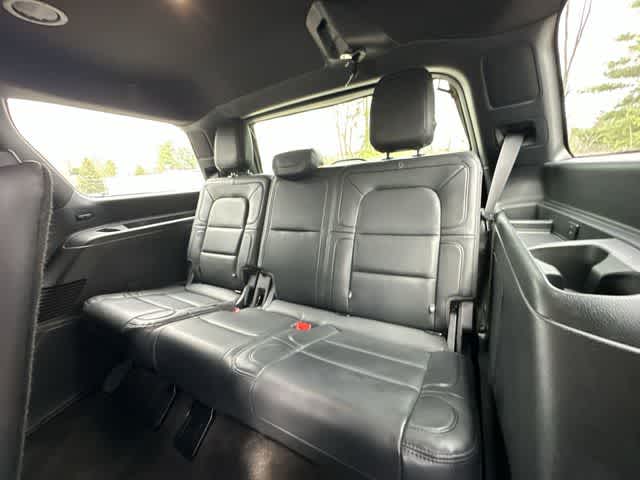 Thumbnail: 2024 Lincoln Navigator - 21