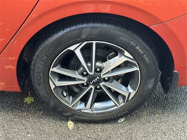 Thumbnail: 2023 Kia Forte - 5