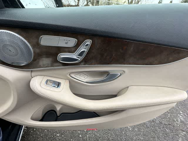 Thumbnail: 2017 Mercedes-Benz C-Class - 23