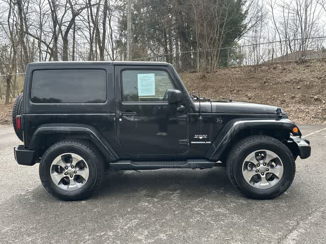 Thumbnail: 2016 Jeep Wrangler - 3
