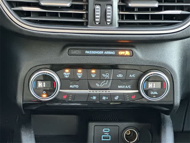 Thumbnail: 2021 Ford Escape - 15