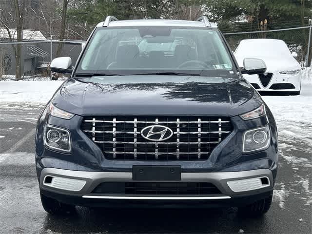 Thumbnail: 2023 Hyundai Venue - 27