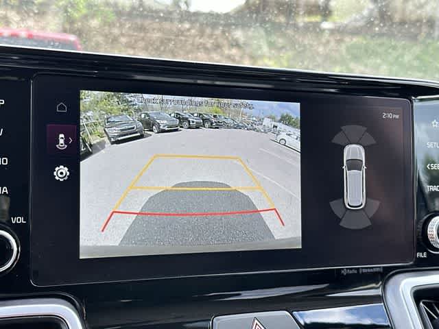 Thumbnail: 2023 Kia Sorento - 14