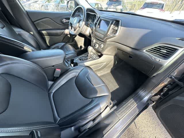 Thumbnail: 2019 Jeep Cherokee - 19