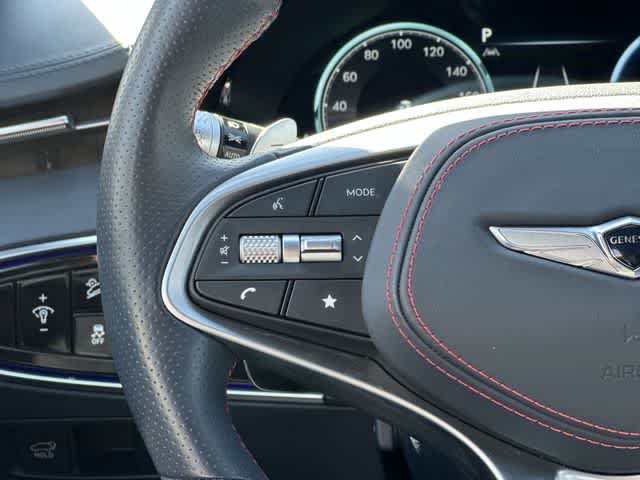 Thumbnail: 2023 Genesis GV70 - 9