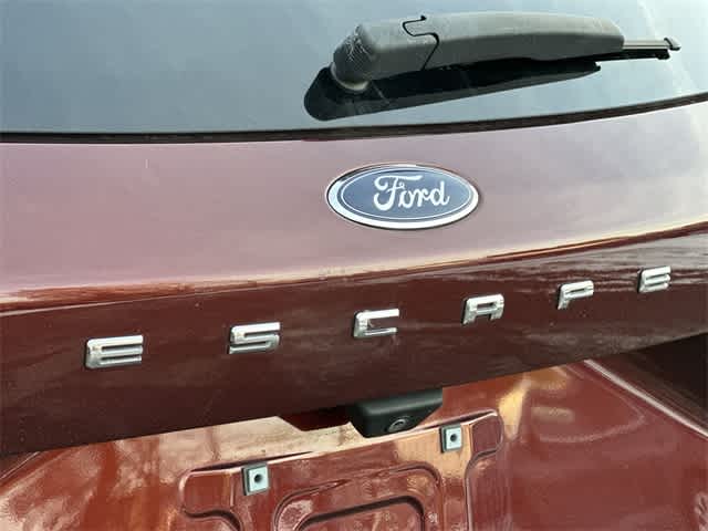 Thumbnail: 2021 Ford Escape - 25