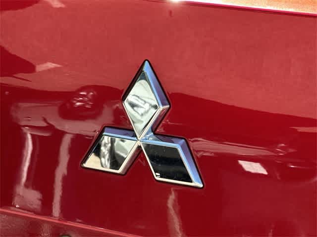 Thumbnail: 2022 Mitsubishi Outlander - 15