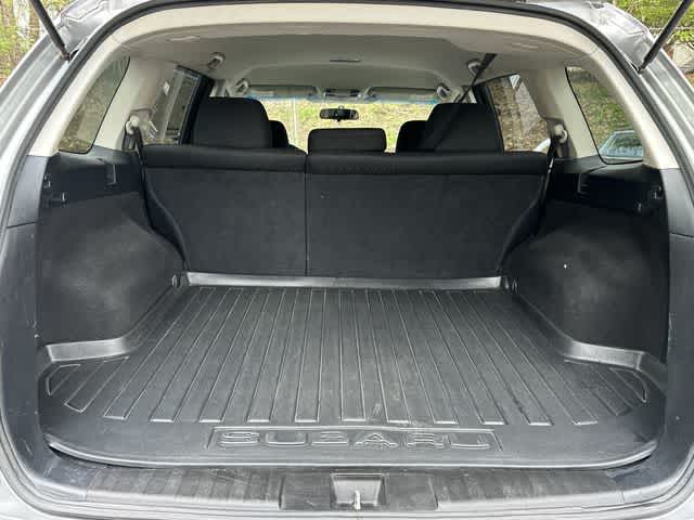 Thumbnail: 2010 Subaru Outback - 19