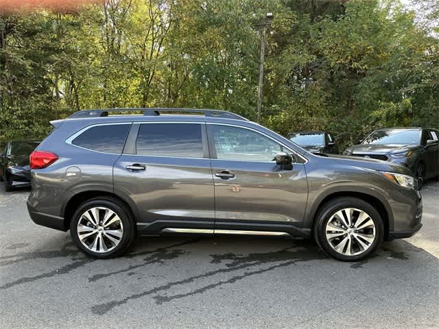 2022 Subaru Ascent Limited photo 3