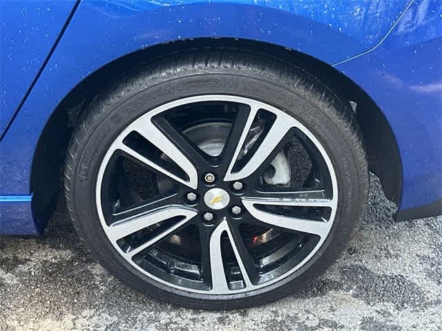 2017 Chevrolet Cruze Premier photo 4