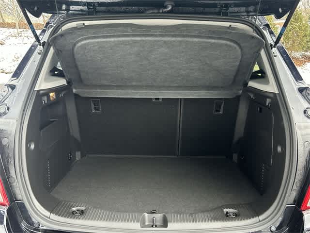 Thumbnail: 2022 Chevrolet Trax - 23