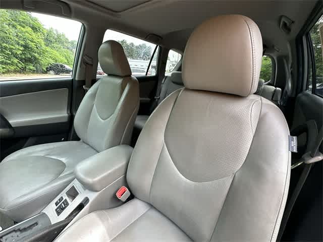 Thumbnail: 2011 Toyota RAV4 - 15