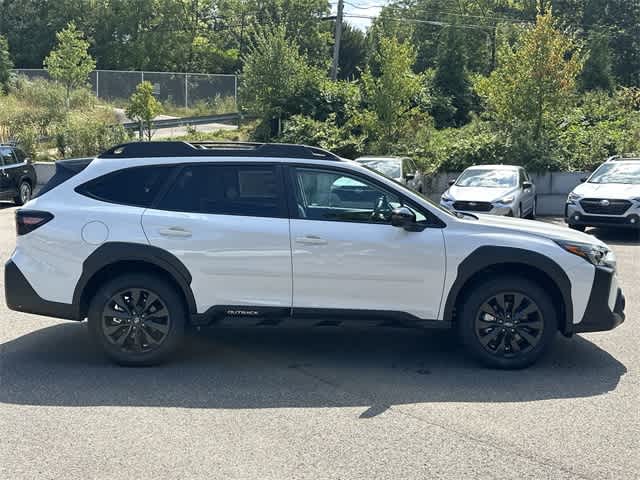 2025 Subaru Outback Onyx Edition photo 3