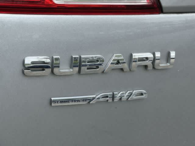 Thumbnail: 2010 Subaru Outback - 21