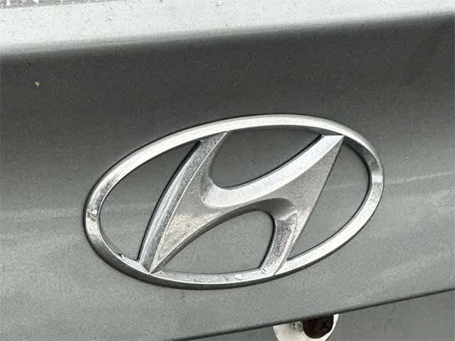 Thumbnail: 2018 Hyundai Elantra - 25