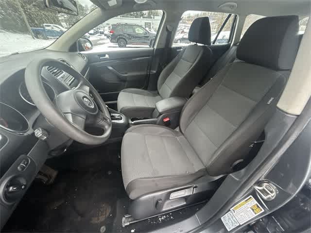 Thumbnail: 2012 Volkswagen Jetta - 10