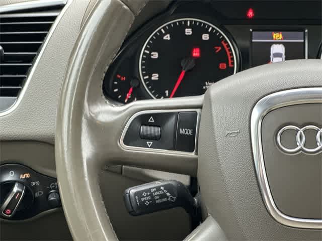 Thumbnail: 2012 Audi Q5 - 9