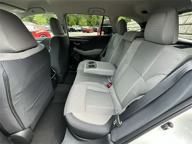 2025 Subaru Outback Premium 17