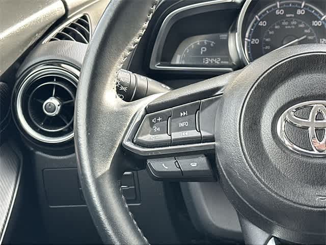 Thumbnail: 2020 Toyota Yaris - 8