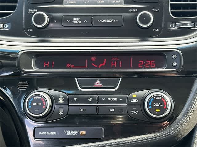 Thumbnail: 2015 Kia Optima - 14