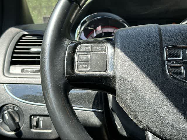 Thumbnail: 2017 Dodge Grand Caravan - 8