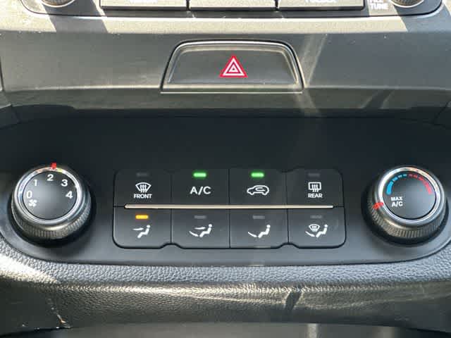 Thumbnail: 2013 Kia Sportage - 11
