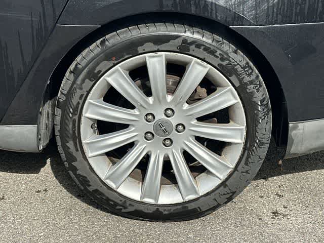 Thumbnail: 2011 Lincoln MKS - 5