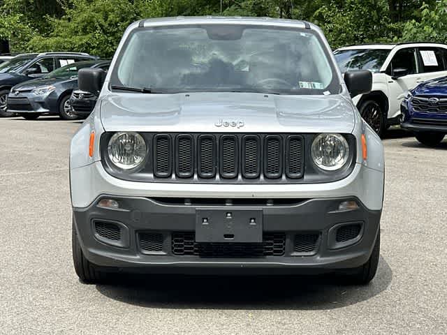 Thumbnail: 2016 Jeep Renegade - 18