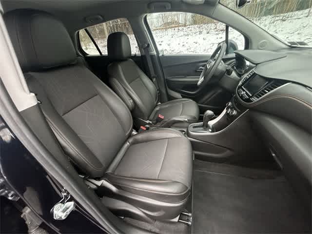 Thumbnail: 2022 Chevrolet Trax - 20