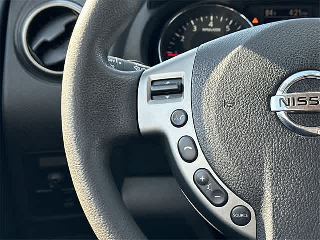 Thumbnail: 2012 Nissan Rogue - 9