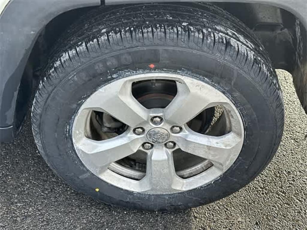 Used 2018 Jeep Compass Latitude 4x4 SUV