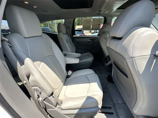 Thumbnail: 2015 Chevrolet Traverse - 23