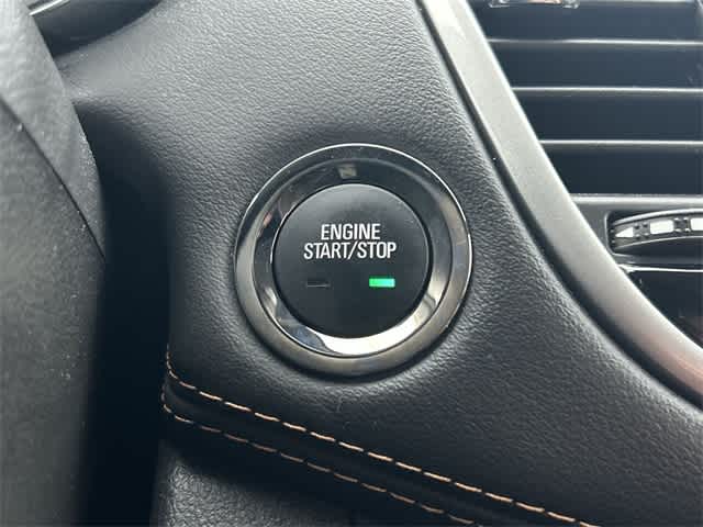 Thumbnail: 2022 Chevrolet Trax - 10