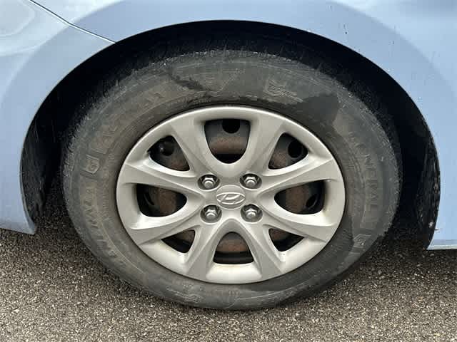 Thumbnail: 2014 Hyundai Accent - 19