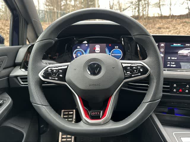 Thumbnail: 2022 Volkswagen Golf - 8