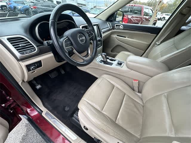 Thumbnail: 2017 Jeep Grand Cherokee - 18