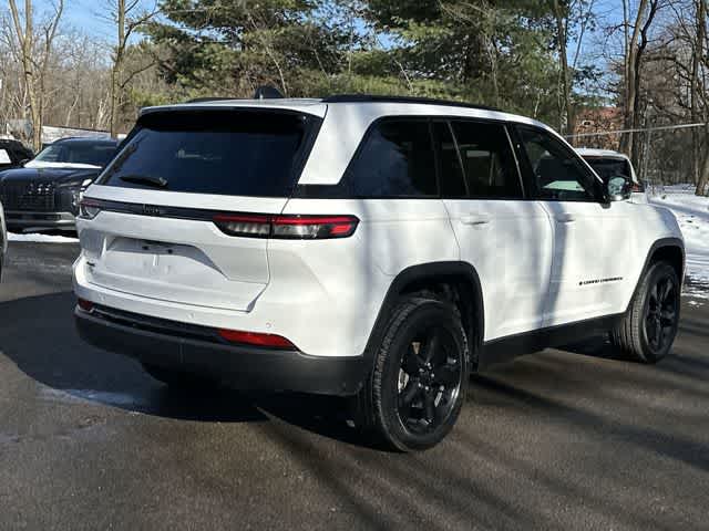 Thumbnail: 2025 Jeep Grand Cherokee - 31