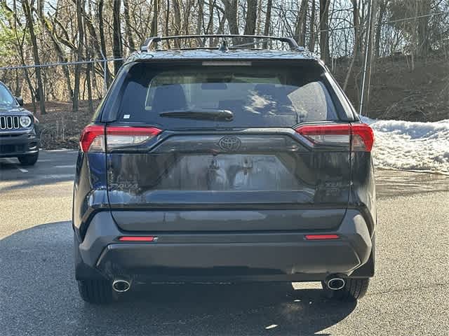 Thumbnail: 2021 Toyota RAV4 - 4