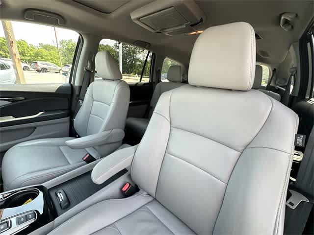 Thumbnail: 2021 Honda Pilot - 17