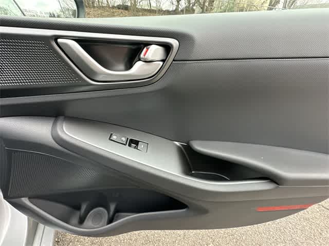 Thumbnail: 2022 Hyundai Ioniq - 20