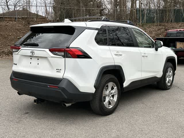 Thumbnail: 2020 Toyota RAV4 - 32